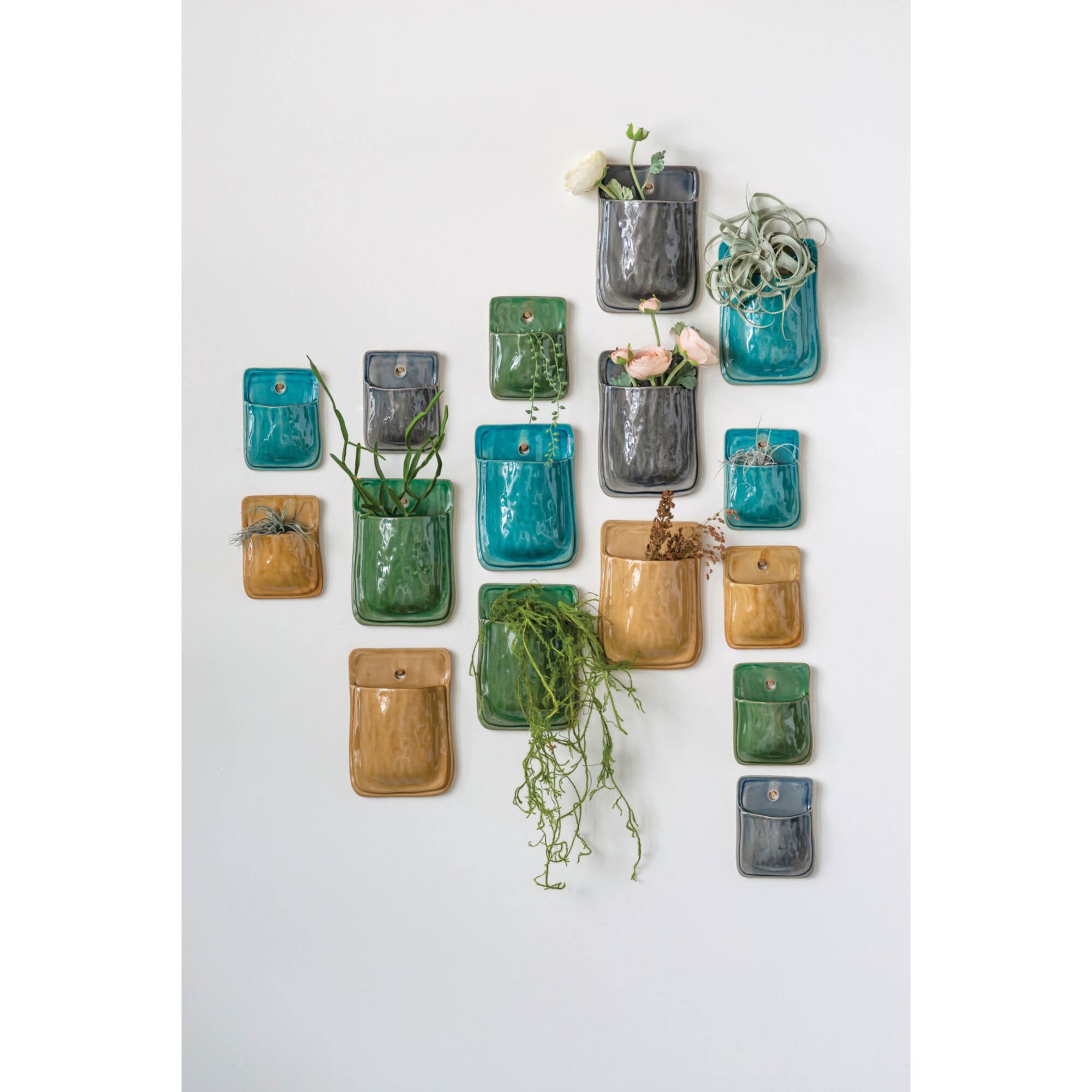 Hello Honey® 6" Small Pocket Terracotta Wall Planter Set